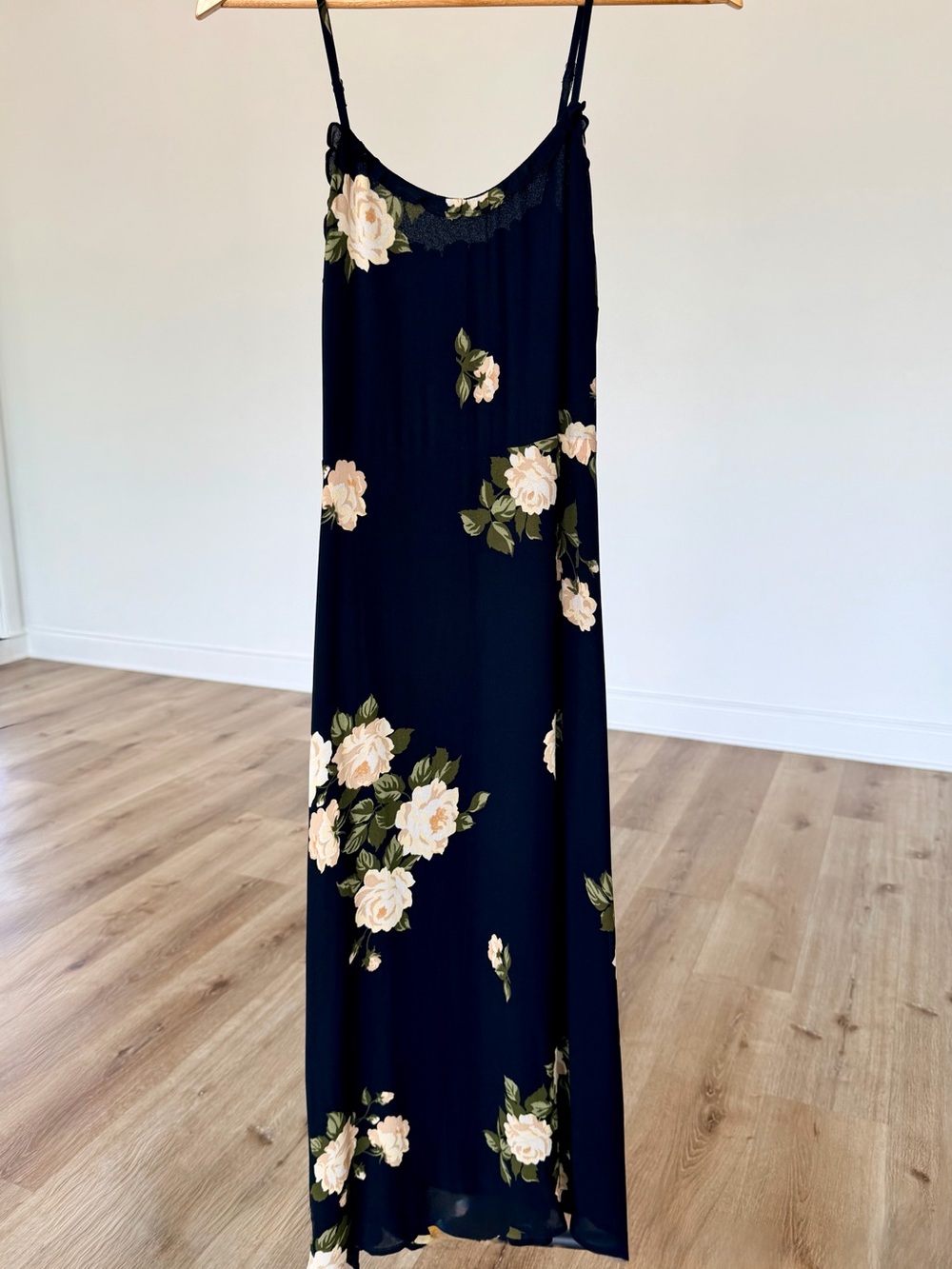 Reformation Cassandra Dress - Sz 4 Black/Floral Rosiland Print